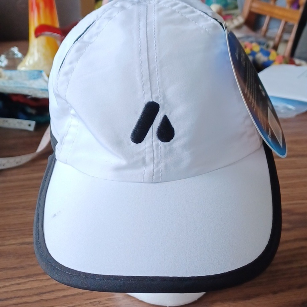 ACTIVCOOL Unisex Adults White Hat Lightweight Adjustable Cap Running Tennis